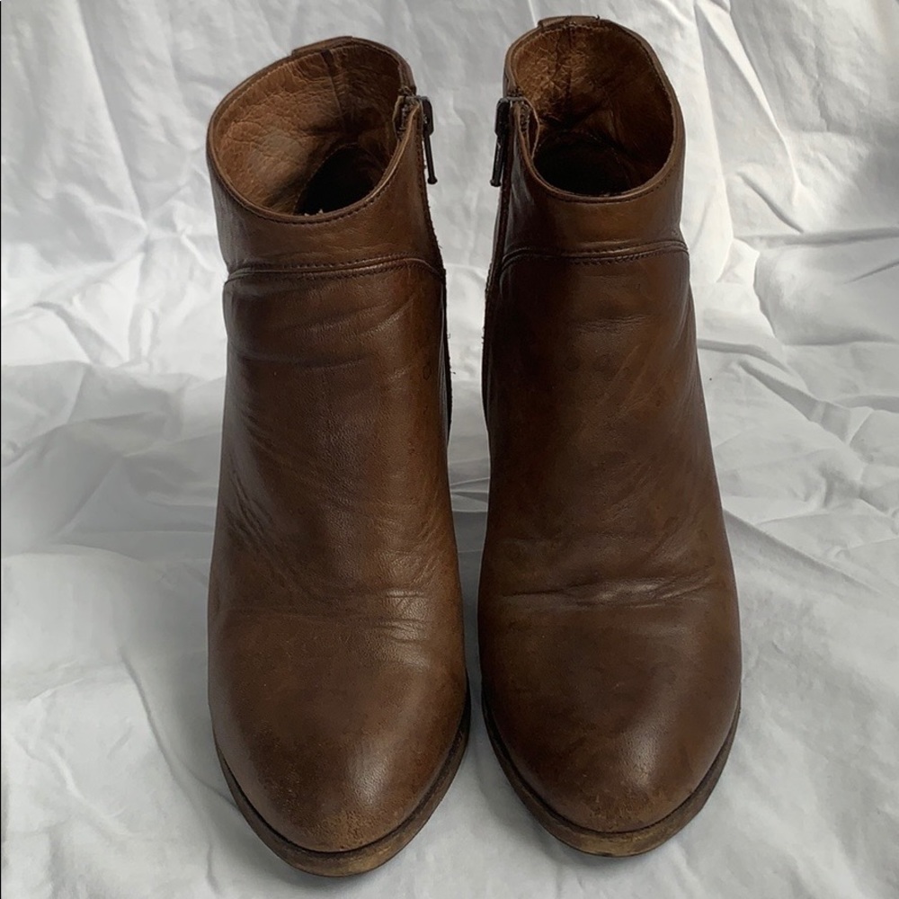 Gravity Pope ankle boots